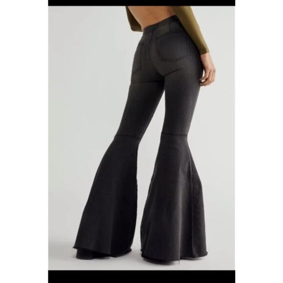 We The Free Just Float On Black Flared Leg Jeans Size 26 Boho Retro Hippie - Picture 1 of 8